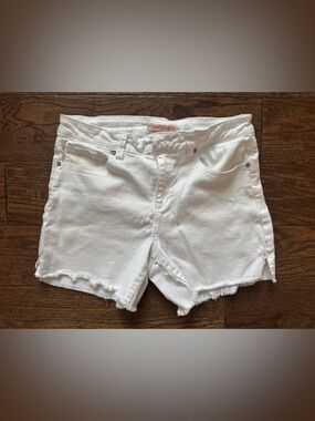 Gibson White Frayed Hem Denim Cutoff Shorts
